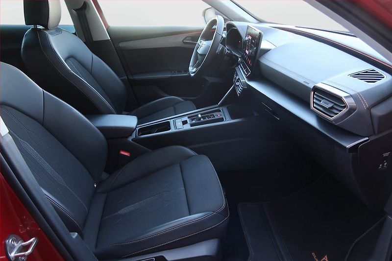 Cupra Formentor (2023) 1.5 TSI - fotka 9 z 20