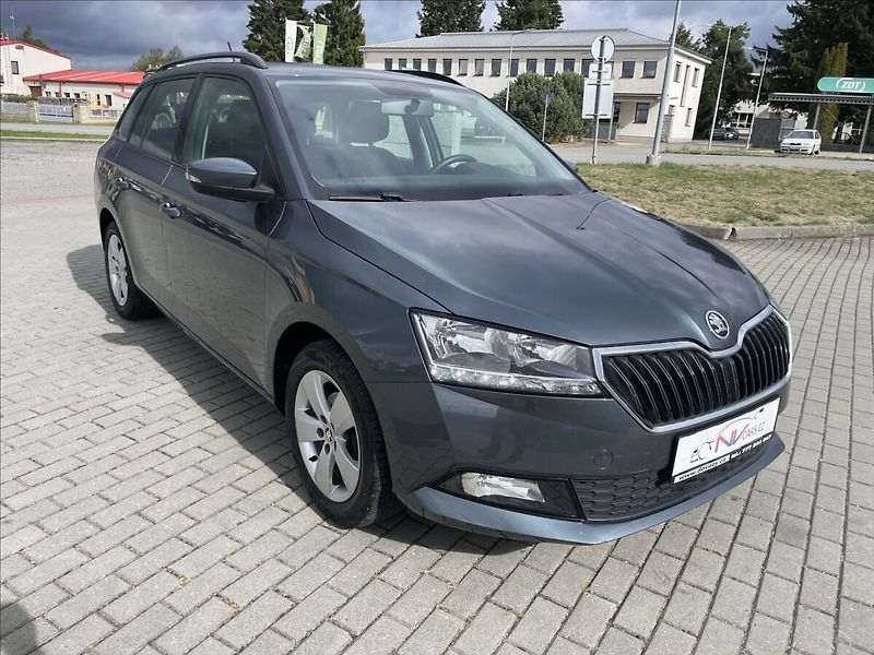 Škoda Fabia 1,0 MPi 55kw Klima Tažné Euro6 - fotka 29 z 29