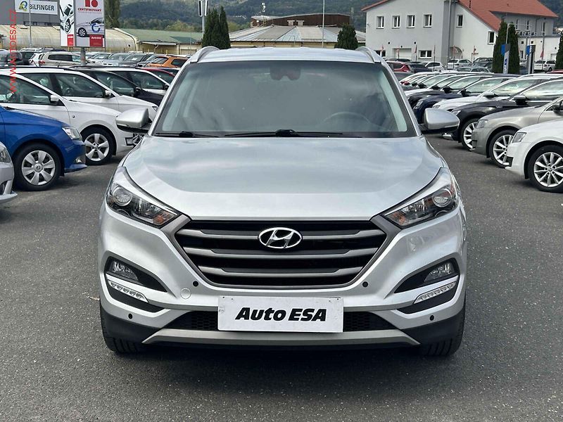 Hyundai Tucson (2016) 1.7CRDi, 2.maj,ČR, Navi - fotka 2 z 19