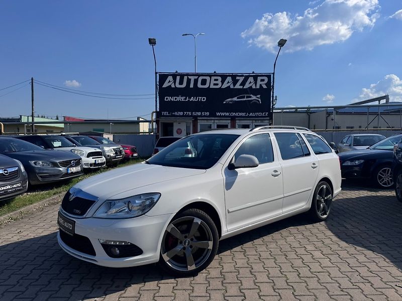 Škoda Octavia (2010) RS DSG 2,0 TSI 147 KW STK - fotka 1 z 50