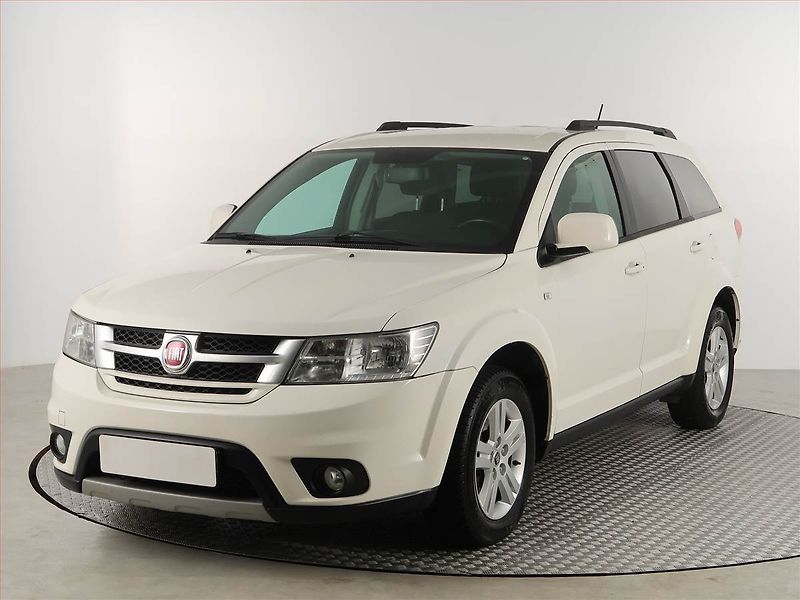 Fiat Freemont (2016) 2.0 MultiJet, 4X4, Automat - fotka 2 z 22