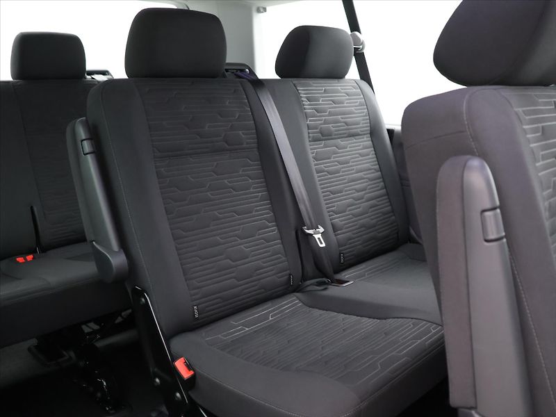 Volkswagen Caravelle 2,0 TDI 150kW DSG L2 9Míst DPH - fotka 14 z 27