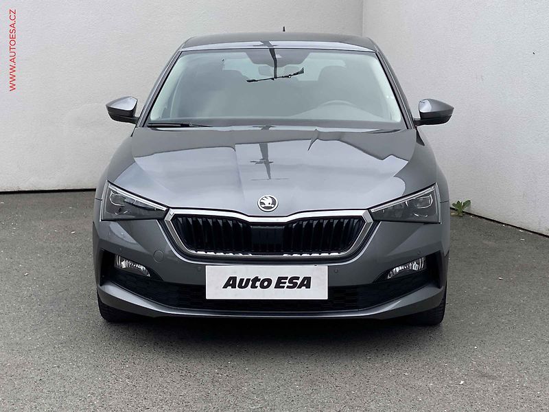 Škoda Scala (2022) 1.5 TSi, 1.maj,ČR, Style - fotka 2 z 19