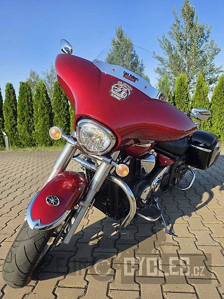 Yamaha XVS 1300 A Midnight Star (2007) - fotka 6 z 15