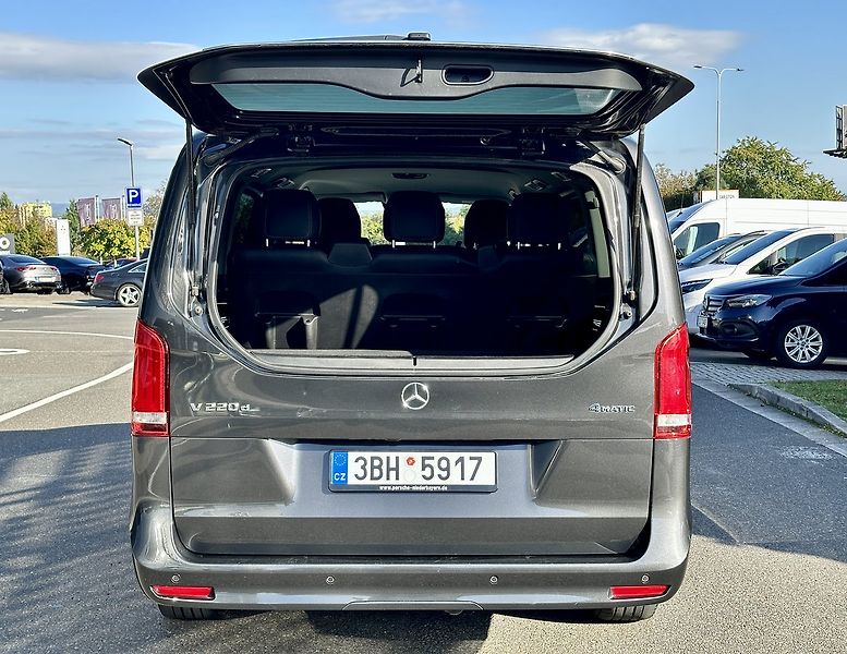 Mercedes-Benz Třídy V (2021) V 220d AVG 4M AIRMATIC - fotka 7 z 31