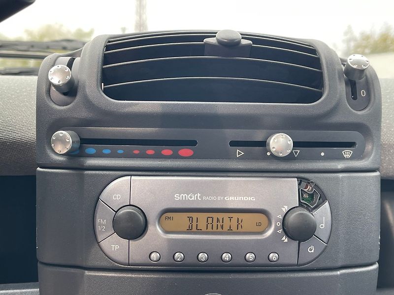 Smart Fortwo 0.6i 40kW - fotka 19 z 19
