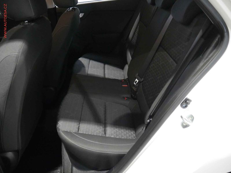 Kia Rio (2022) 1.2 i, 1.maj,ČR, AC, park - fotka 10 z 18