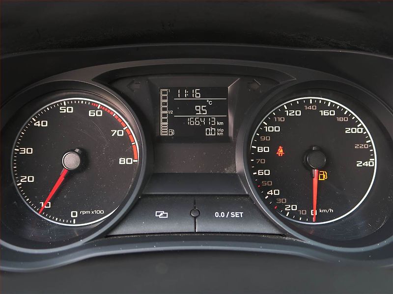 Seat Ibiza (2014) 1.2 TSI - fotka 11 z 14