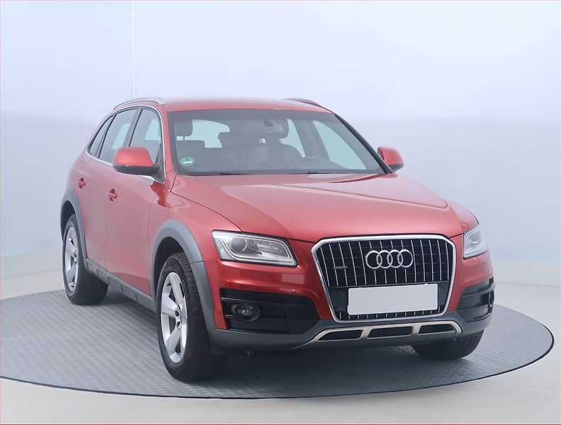 Audi Q5 (2013) S line 2.0 TDI, 4X4, Automat - fotografie inzerátu