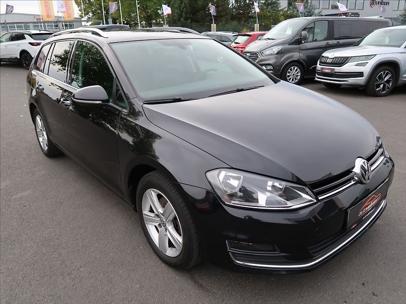 Volkswagen Golf 1,4 TSi,103kW,1majČR,Aut.klima - fotka 2 z 23