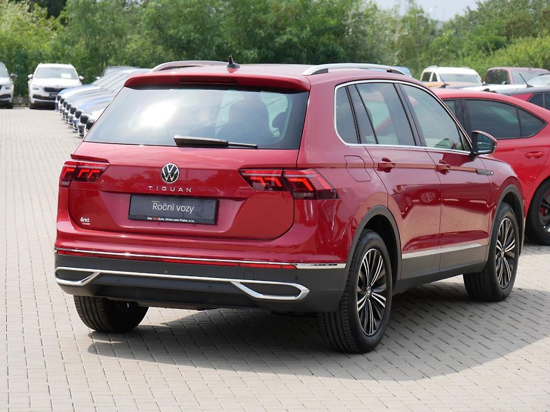 Volkswagen Tiguan - fotka 2 z 25