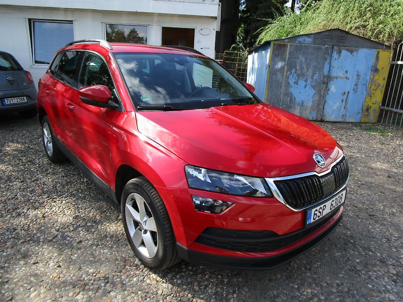 Škoda Karoq 1,6TDI-85KW-DSG-NOVÁ STK - fotka 1 z 30