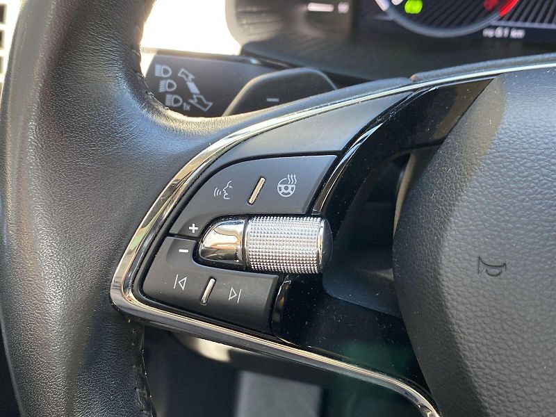 Škoda Kodiaq (2022) 2.0 TSI 4x4 DSG Style + - fotka 26 z 39