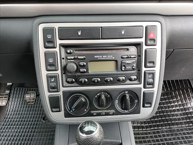 Ford Galaxy 1,9 TDI,88KW,7MÍST,TAŽNÉ, - fotka 29 z 32