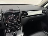Volkswagen Touareg 3,0 ACC 360° TZ PEČLIVÝ SERVIS - náhled 16