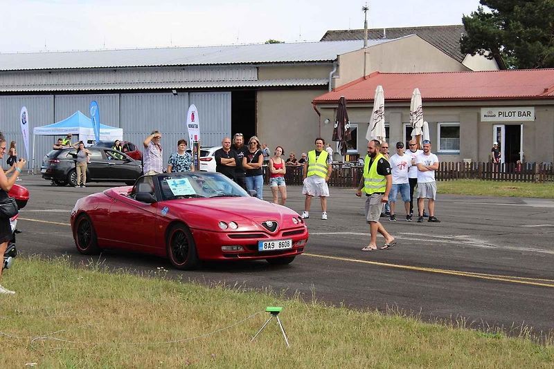Nultý ročník srazu vozů Alfa Romeo v Jihočeském kraji.
