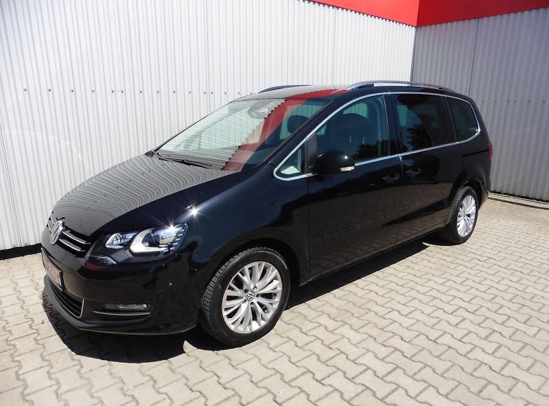 Volkswagen Sharan 2,0 TDI Highline 7.míst, Navi,