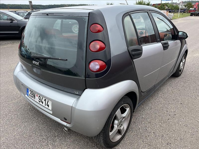 Smart Forfour 1,3 i AUTOMAT PANORAMA KLIMA - fotka 6 z 35