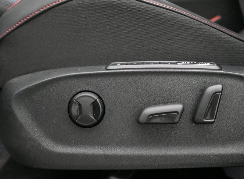 Volkswagen ID.7 Tourer GTX SoH 99% 360k Masáž HuD Taž - fotka 12 z 26