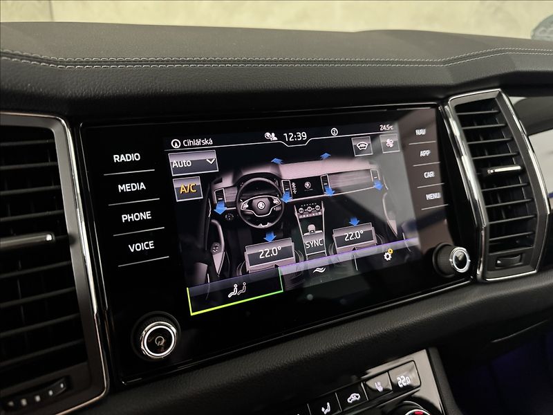 Škoda Kodiaq 2,0 TDi  DSG 4x4 L&K Virtual L - fotka 44 z 49