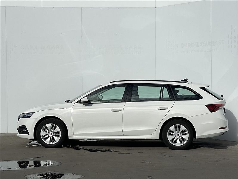 Škoda Octavia 1,5 TSI Combi Ambition Plus - fotka 2 z 23