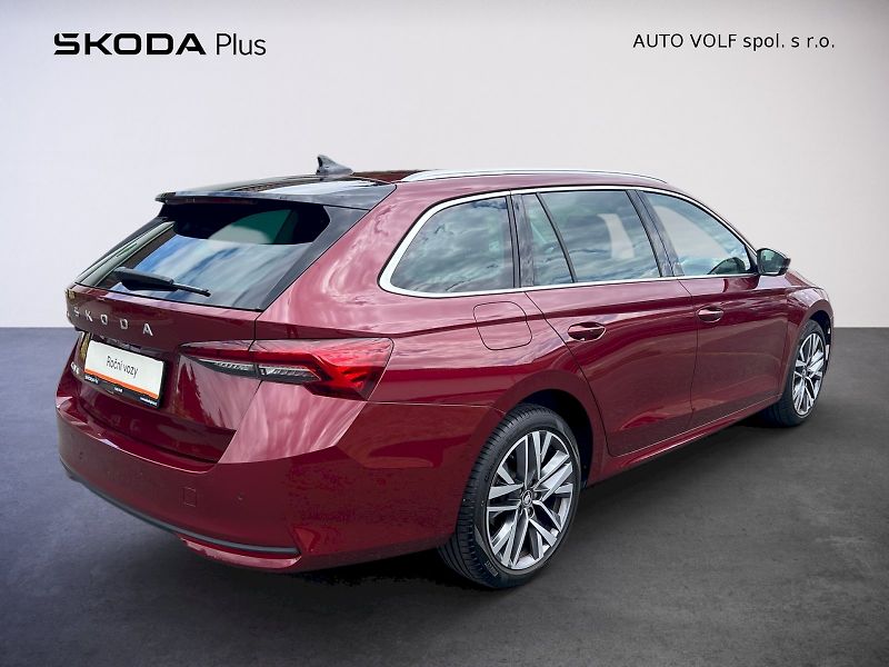 Škoda Octavia (2025) Top Selection 1.5TSi M-HEV 110 - fotka 2 z 30