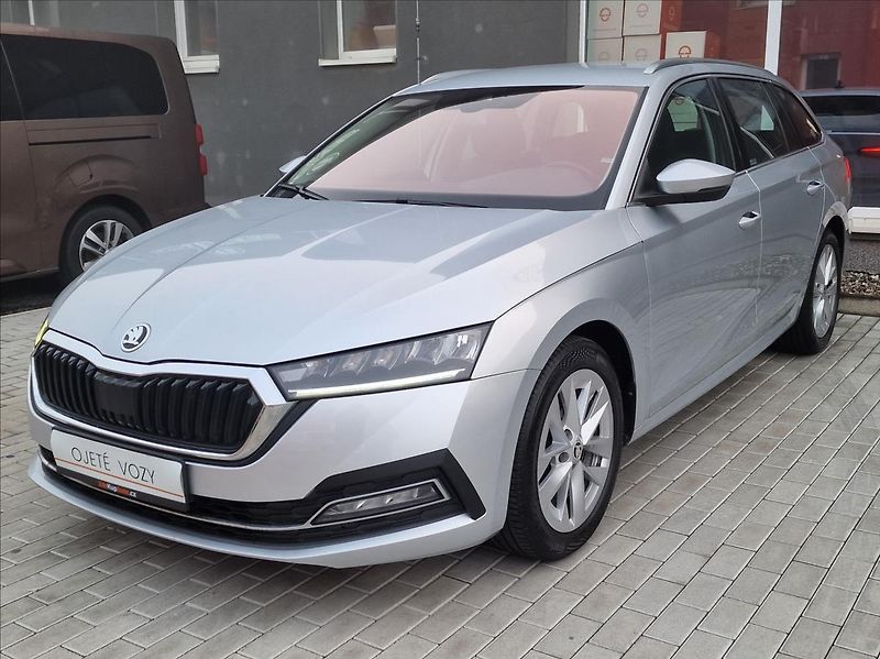 Škoda Octavia 1.5TSI 110kW Style, ČR,1.Maj. - fotka 5 z 50