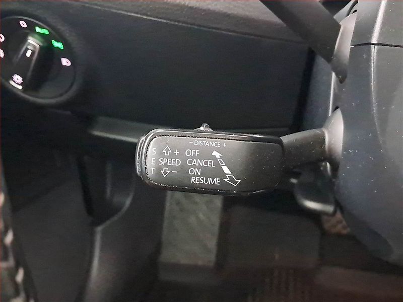 Škoda Superb (2021) 2.0 TDI, Automat, ČR,1.maj - fotka 17 z 25