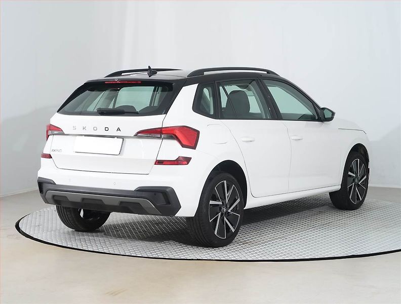 Škoda Kamiq (2025) 1.0 TSI - fotka 5 z 15
