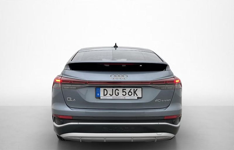Audi Q4 40 Sportback e-tron S-Line Kam - fotka 6 z 31