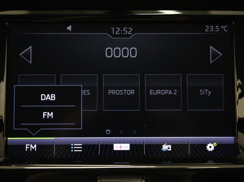 Škoda Fabia 1,0 TSi 70kW Ambition 20tkm.ČR - fotka 10 z 24