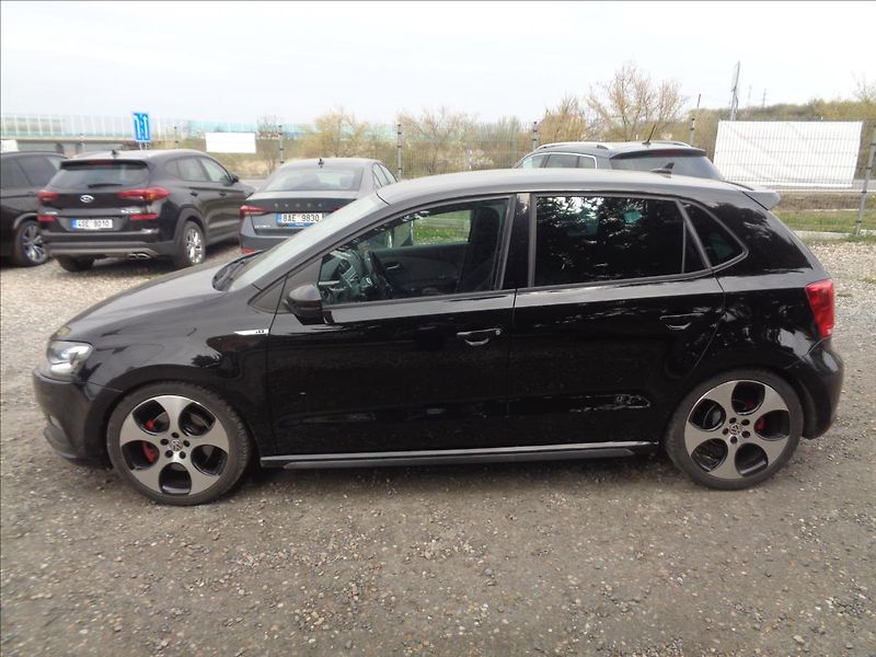Volkswagen Polo 1,4 - fotka 12 z 18