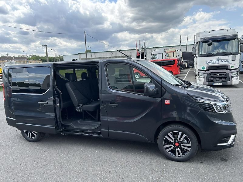 Renault Trafic (2026) COMBI L2H1 170k AT9 RED 8 MÍST - fotka 13 z 36