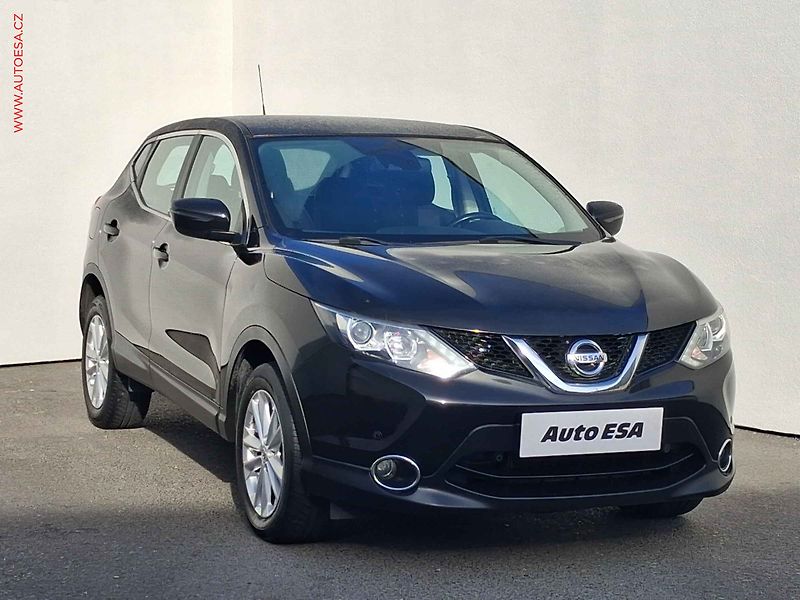 Nissan Qashqai (2015) 1.2TCe, Acenta, navi, kamera - fotografie inzerátu