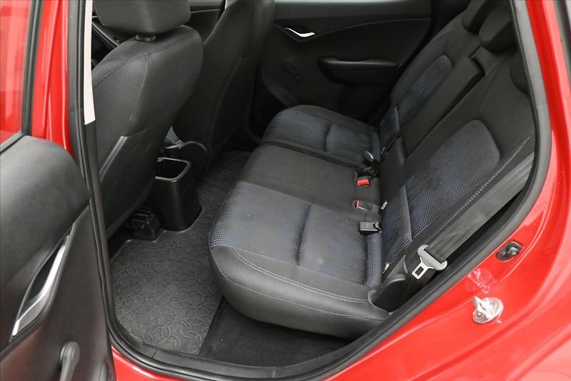 Hyundai ix20 1,4 66kW CVVT Manuál Záruka až - fotka 12 z 22