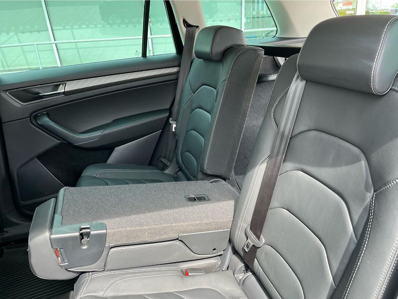 Škoda Kodiaq 2.0 TDI 147 kW DSG 4x4 STYLE - fotka 26 z 30