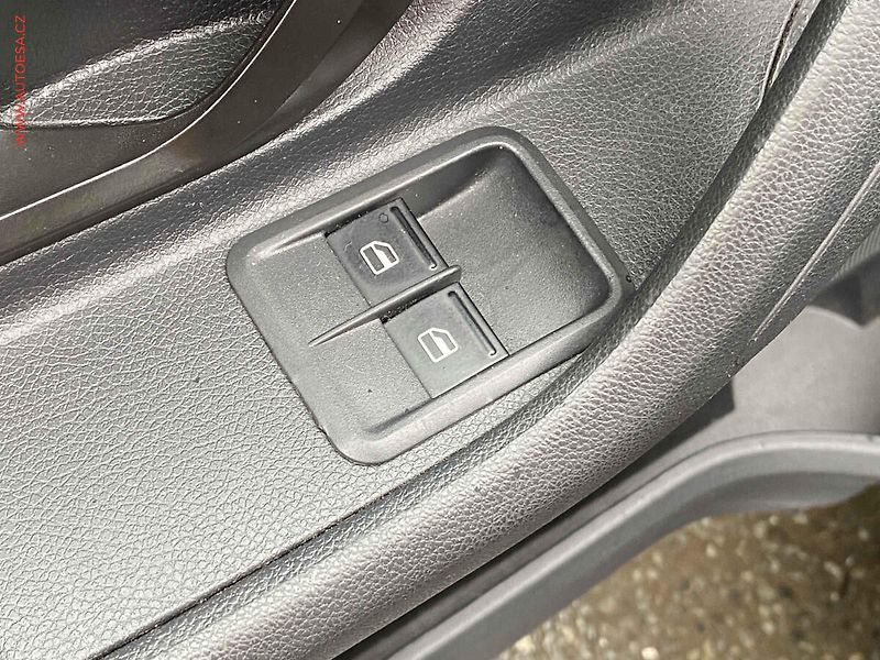 Škoda Roomster (2011) 1.2 TSi, Style Plus, panor, - fotka 11 z 17