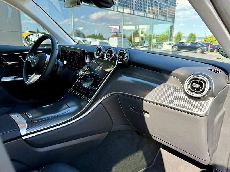 Mercedes-Benz GLC (2025) 220 d 4MATIC - fotka 40 z 47