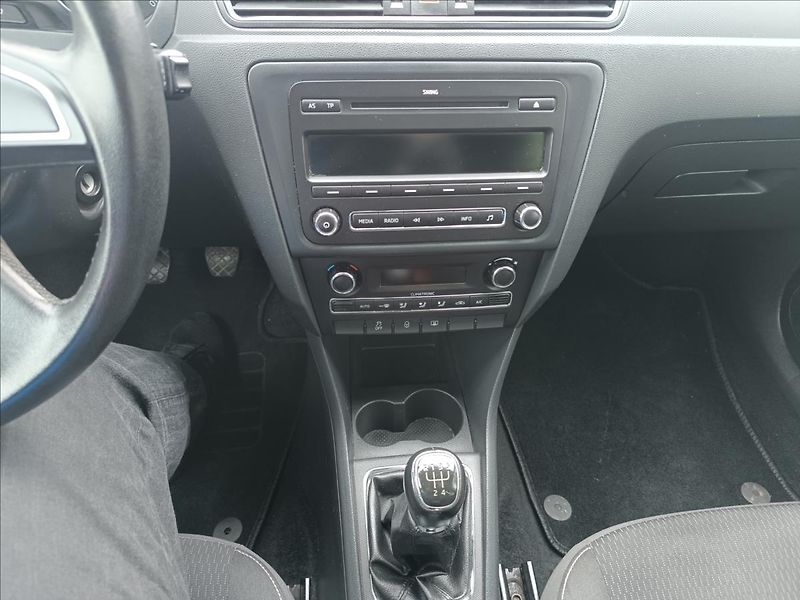 Škoda Rapid 1,2 TSi Ambition - fotka 15 z 17