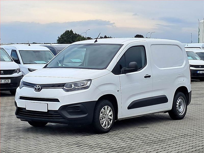Toyota ProAce City (2021) 1.5 D4-D, ČR, 1Maj, DPH - fotka 2 z 15