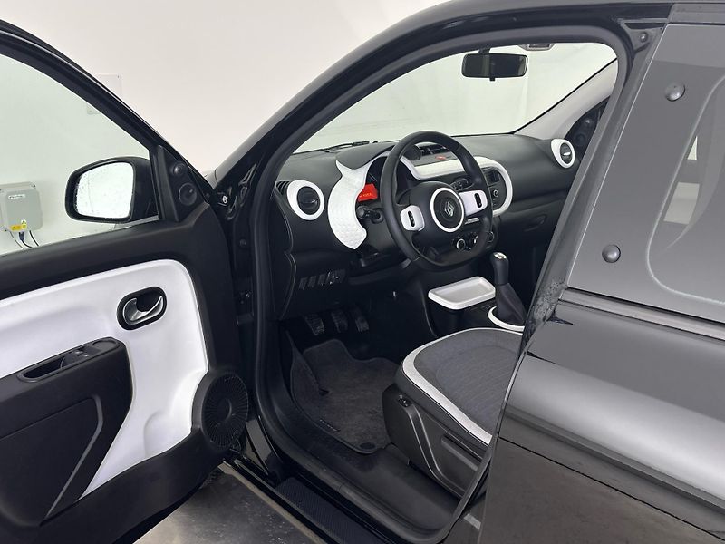 Renault Twingo Hatchback - fotka 6 z 25