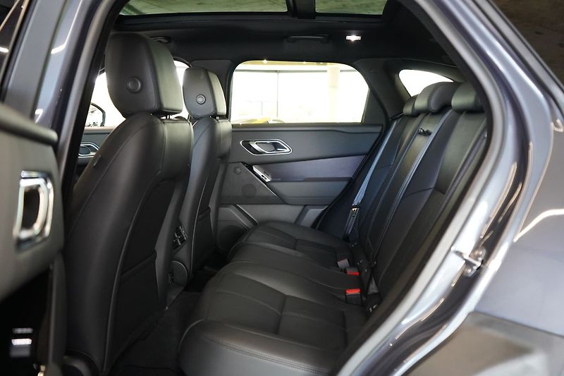 Land Rover Range Rover Velar D300 AWD Dynamic SE, Tážné - fotka 45 z 49