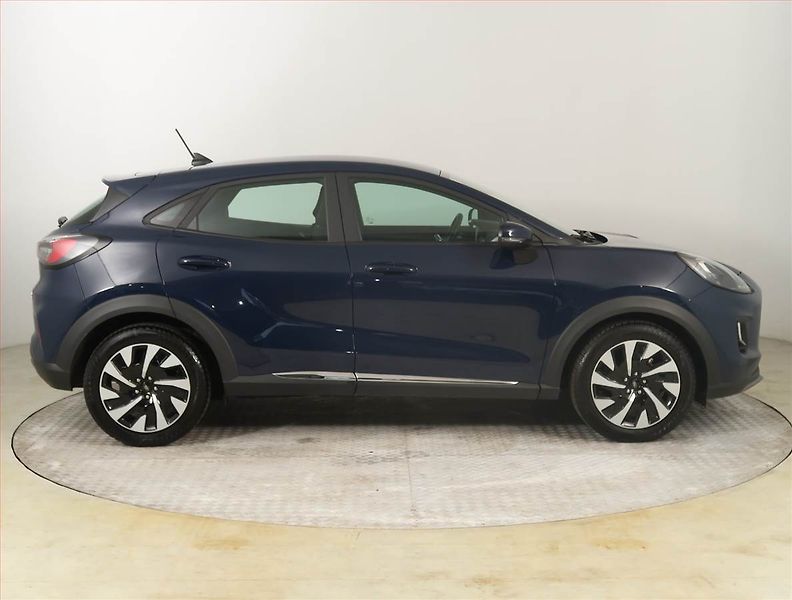 Ford Puma (2022) Titanium 1.0 EcoBoost - fotka 6 z 18