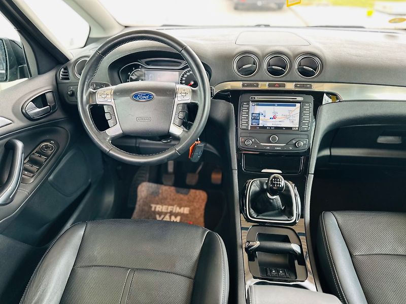 Ford S-MAX (2014) TDCi TITANIUM, 100% KM - fotka 8 z 14