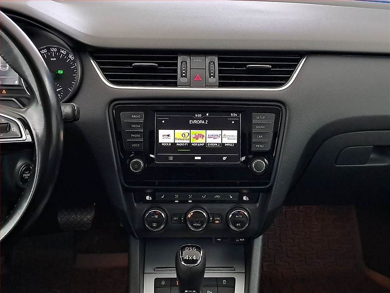 Škoda Octavia (2016) 2.0 TDI, 4X4, Automat - fotka 11 z 17