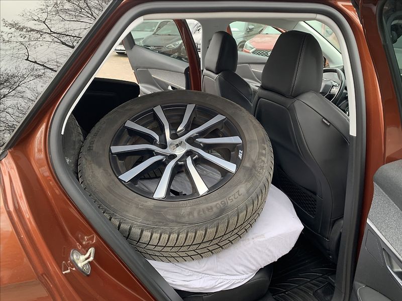Peugeot 3008 1,2 PT ALLURE ČR,SERVISKA - fotka 14 z 16