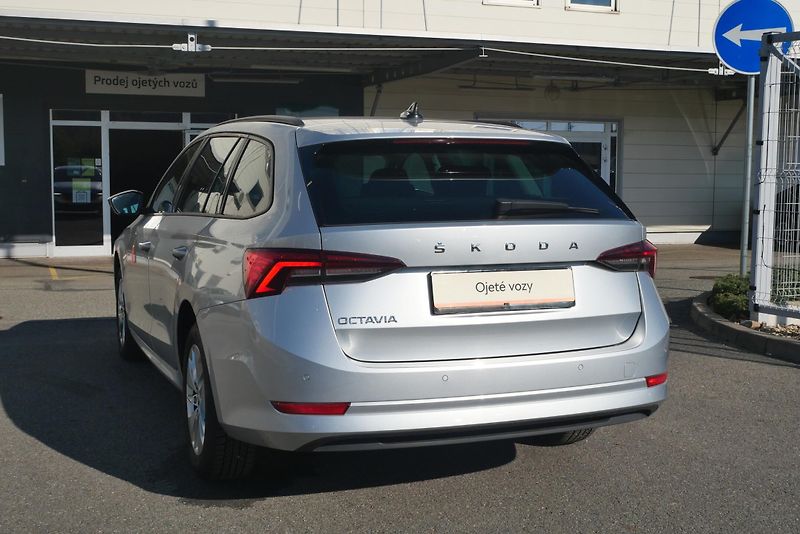 Škoda Octavia - fotka 4 z 6