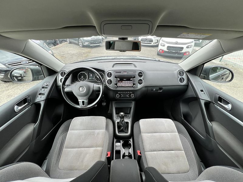 Volkswagen Tiguan 2.0TDi 103kw 4x4 ČR 1.MAJ DPH - fotka 16 z 40