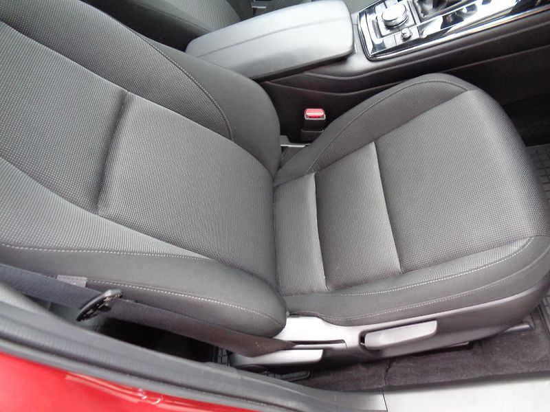 Mazda CX-30 2,5 140 PS,Center-line,Z.PNEU! - fotka 32 z 34