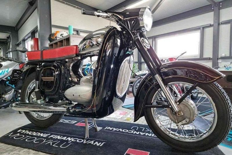 Jawa 50/23 Mustang
